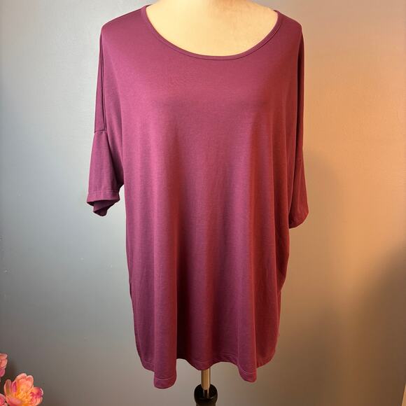 Nike Dri Fit Short Sleeve Top Women's XXL Plum Purple Vented Sides Flowy Blouse - Picture 1 of 7